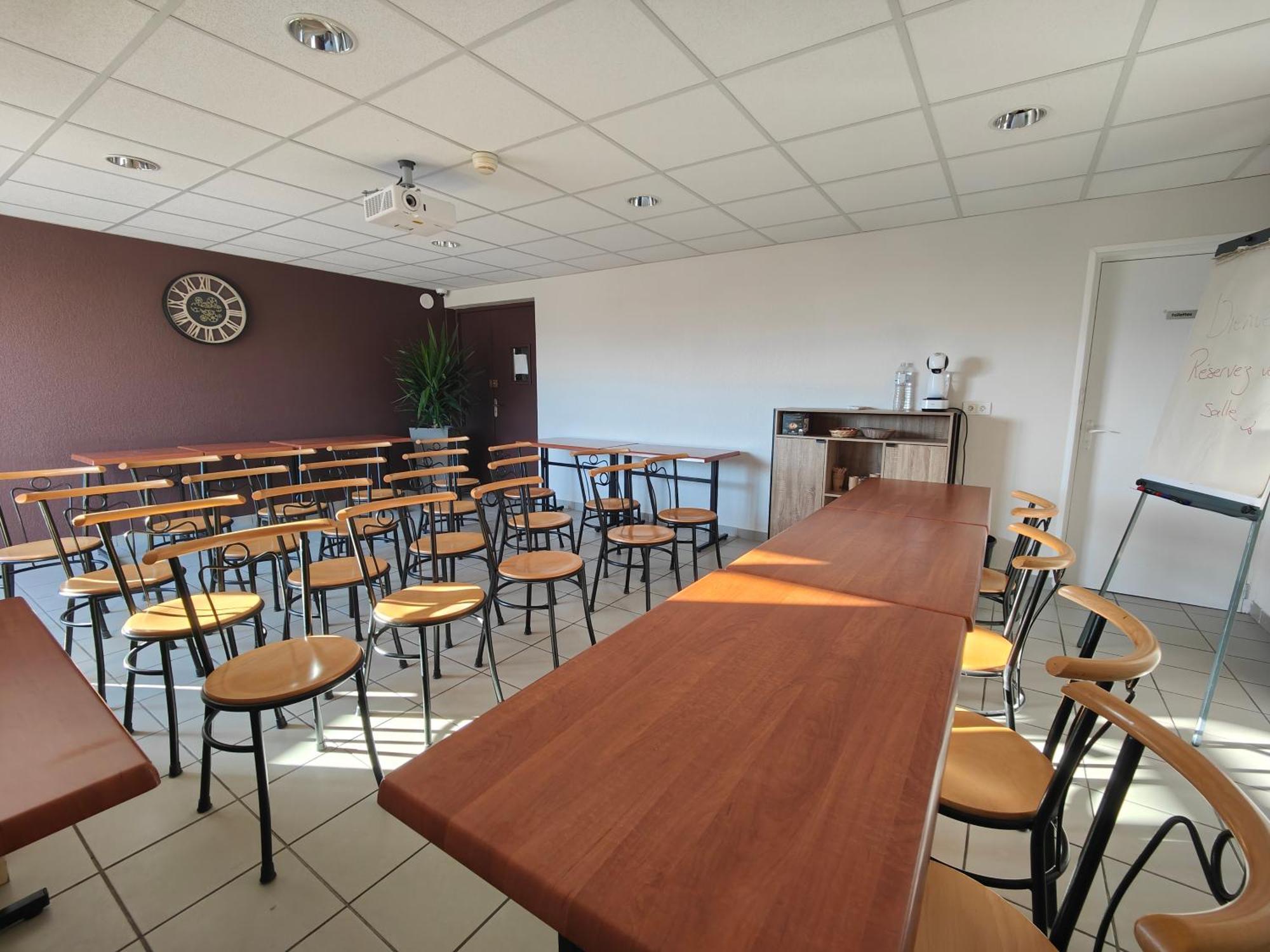 Cit'Hotel Restaurant Du Bowling De Millau Dış mekan fotoğraf