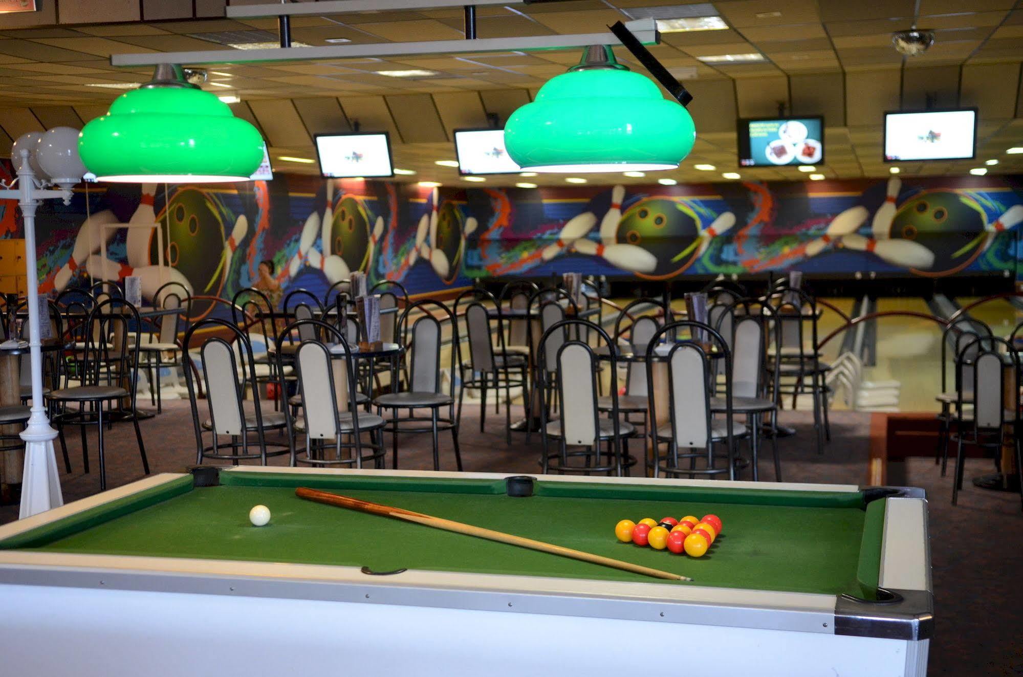 Cit'Hotel Restaurant Du Bowling De Millau Dış mekan fotoğraf